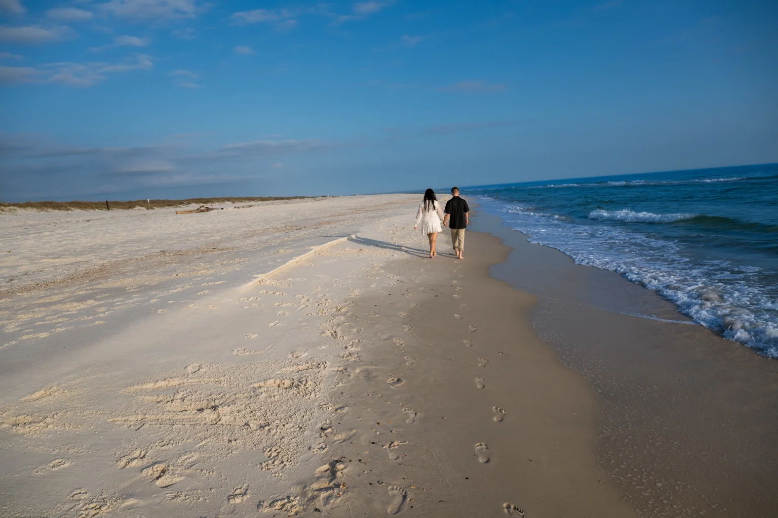 Romantic Gulf Shores shoreline portrait with emotional coastal storytelling for couples and lasting beach memories.